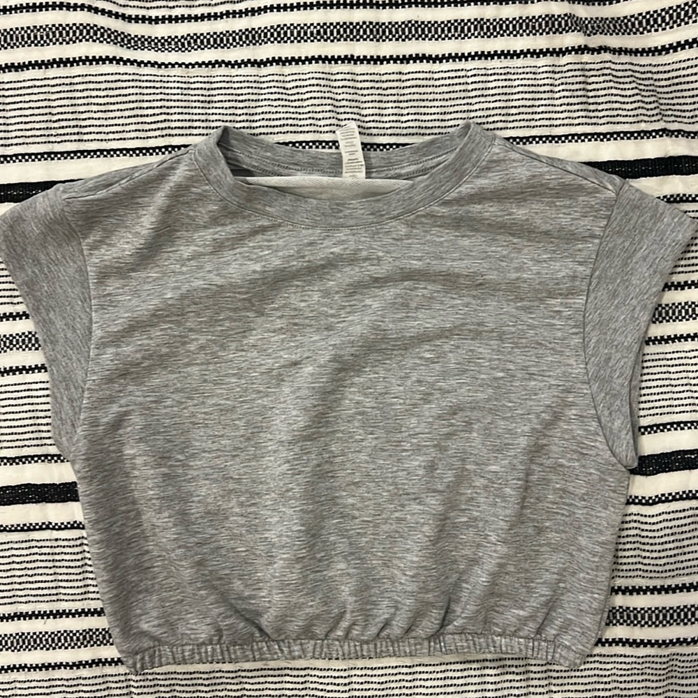 alo S gray sinched crop top